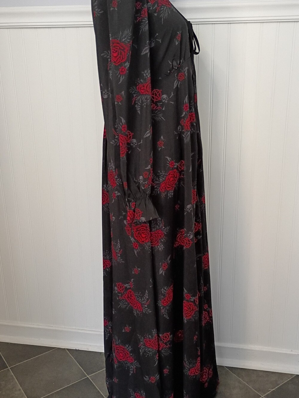 Killstar Hail Pandora Maxi Dress Black Red Skull Pentagram Goth Size Large NWT - Picture 6 of 16